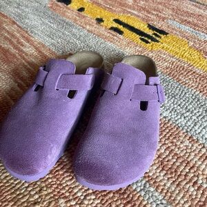 Birkenstock womens Purple Suede Clogs brand new size 38, 7.5-8